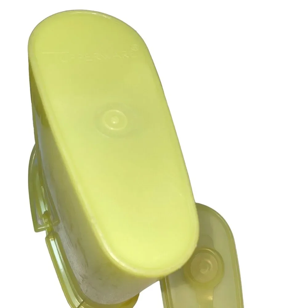 Tupperware 2 Qt Beverage Buddy Pitcher Lid Handle 587 510 Yellow Vintage